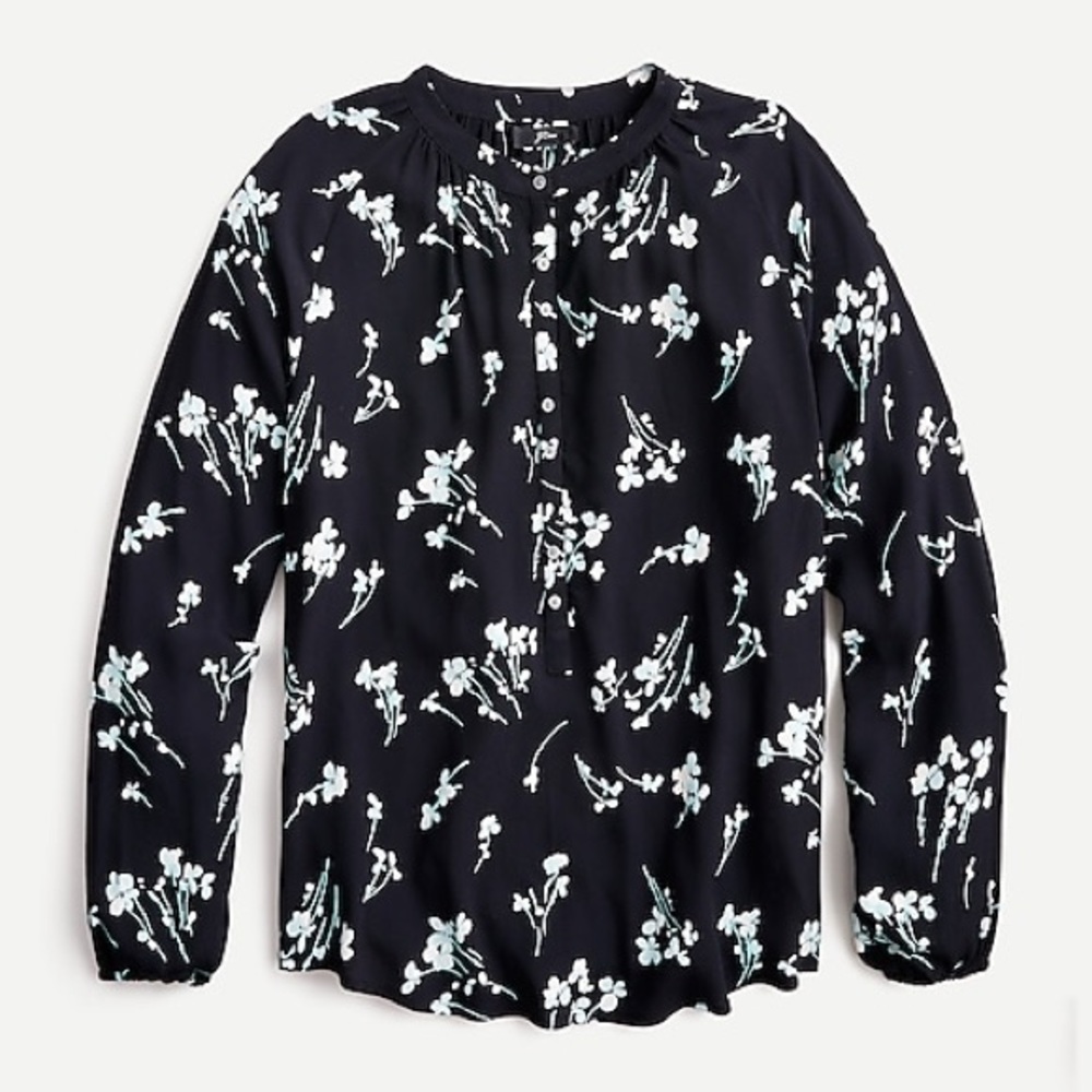 NWT Long sleeve drapey popover shirt